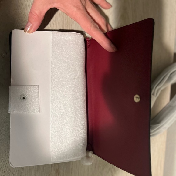 NWT Coach Anna Signature Crossbody/converts to wallet - Picture 4 of 5